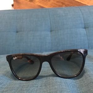 Ray Ban Sunglasses